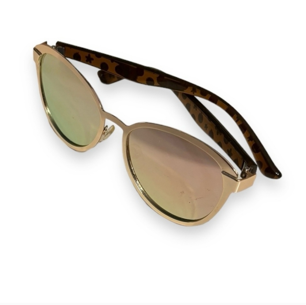 MAGIC MADE CO. Orange Bird Sunnies